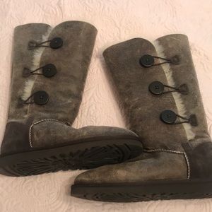 Ugg Bailey Button Triplet